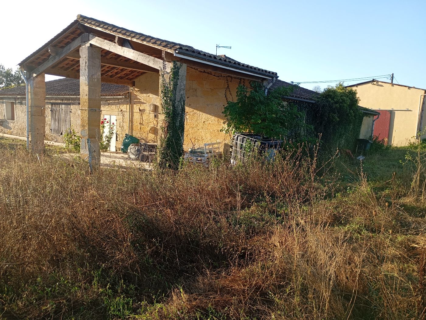 Remise en état, Castillon-la-Bataille, réalisé par Le Jardin de Yoann