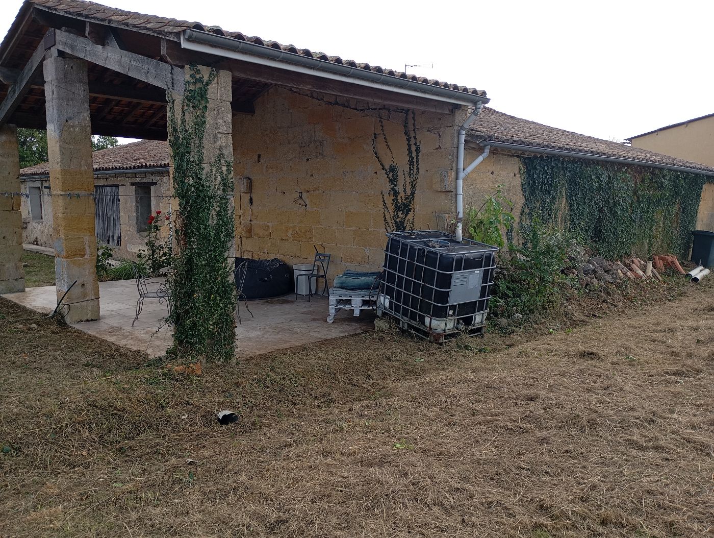 Remise en état, Castillon-la-Bataille, réalisé par Le Jardin de Yoann
