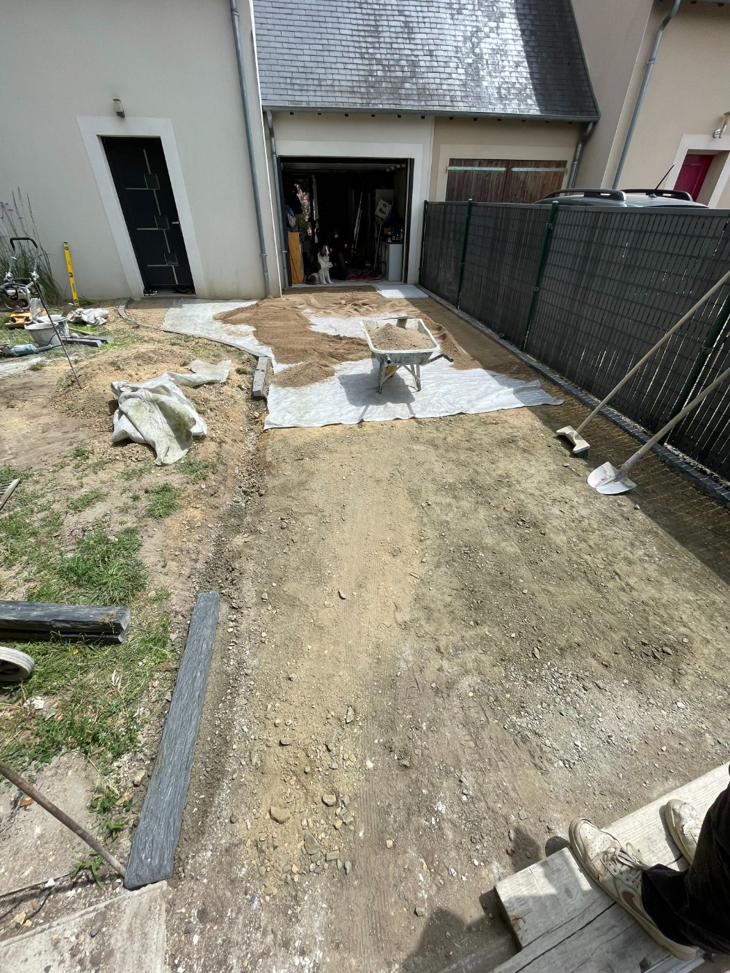 Aménagement de cour en stabilisateur de gravier, Montlouis-sur-Loire, réalisé par Nico services