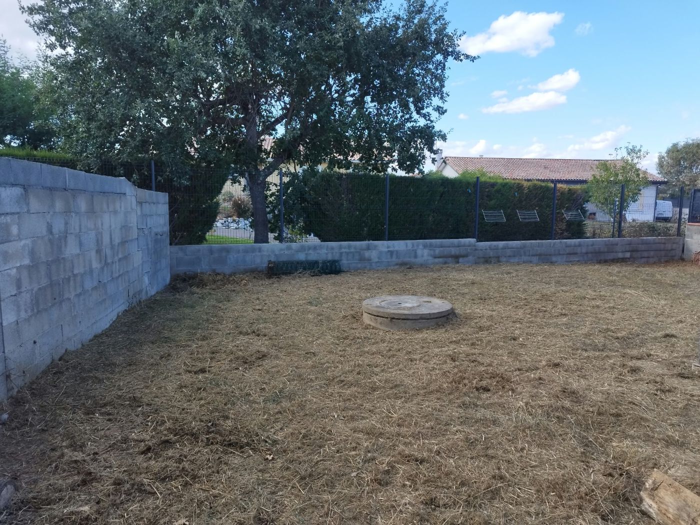 Tout remettre au propre avant la vente de la maison..., Fonsorbes, réalisé par Pascal le Jardinier