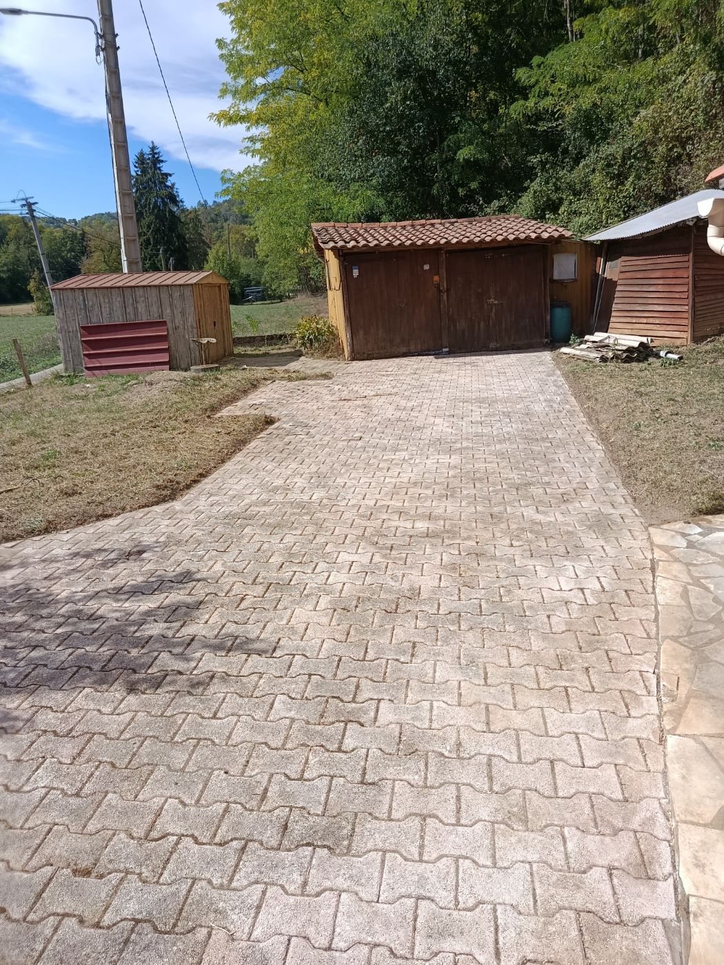 Chantier de Remise en état réalisé à Durban-sur-Arize par Thibaud Zerr, paysagiste du réseau Factotum
